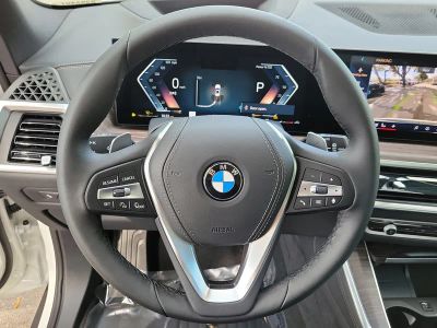 2026 BMW X5 — photo 17 view