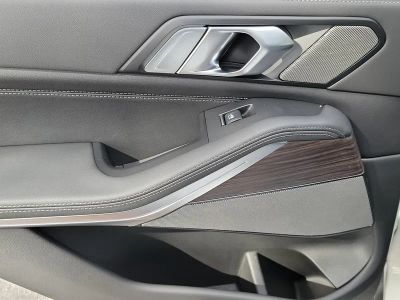 2026 BMW X5 — photo 10 view