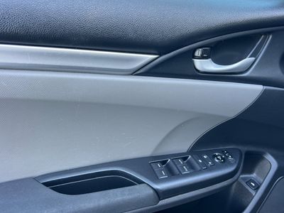 2019 Honda Civic - Photo 12