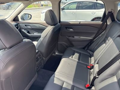 2023 Nissan Rogue SL - Photo 32