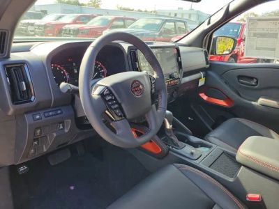 2026 Nissan Frontier — photo 7 view