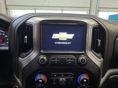 2021 Chevrolet Silverado 1500 — photo 11 view