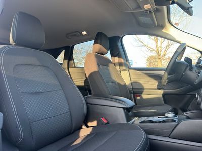 2025 Ford Escape - Photo 30