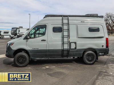 2026 Tiffin Motorhomes GH1 - Photo 8
