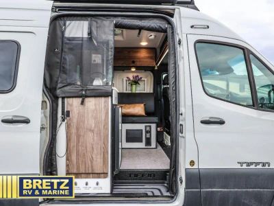 2026 Tiffin Motorhomes GH1 - Photo 15
