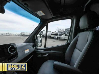 2026 Tiffin Motorhomes GH1 - Photo 14