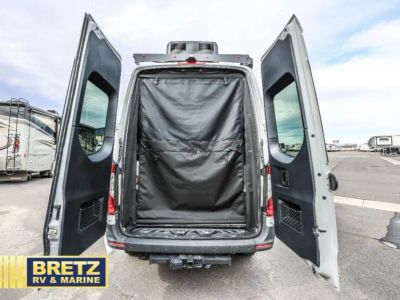 2026 Tiffin Motorhomes GH1 - Photo 10