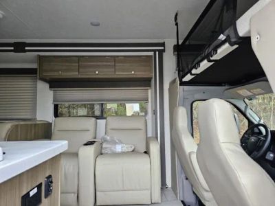 2026 Coachmen Freelander - Photo 13