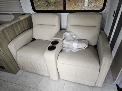 2026 Coachmen Freelander - Photo 19