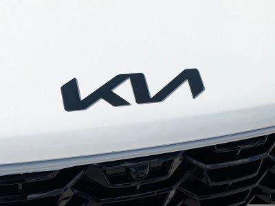 2026 Kia Sorento Hybrid — photo 12 view