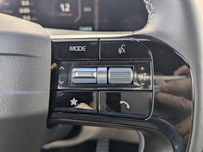 2026 Kia Sorento Hybrid — photo 33 view