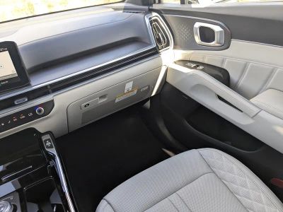 2026 Kia Sorento Hybrid — photo 21 view