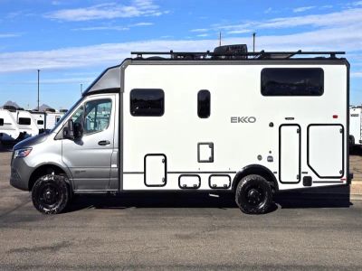 2026 Winnebago EKKO - Photo 19