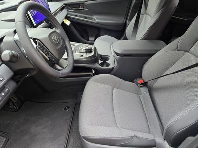2026 Toyota bZ - Photo 8