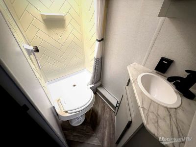 2022 Forest River Wildwood FSX — photo 17 view