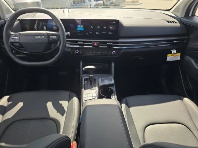 2026 Kia Sportage — photo 13 view