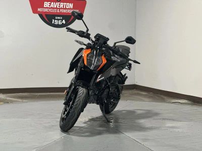 2026 KTM 250 Duke - Photo 3