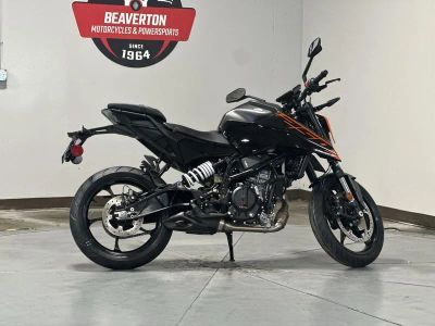 2026 KTM 250 Duke - Photo 9