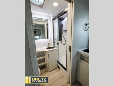 2026 Brinkley Model I - Photo 21