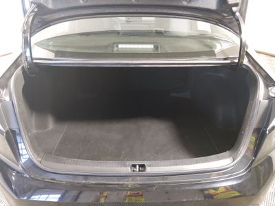 2024 Toyota Corolla — photo 11 view