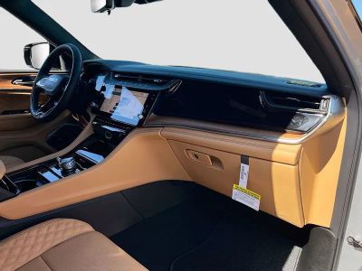 2026 Jeep Grand Cherokee — photo 31 view