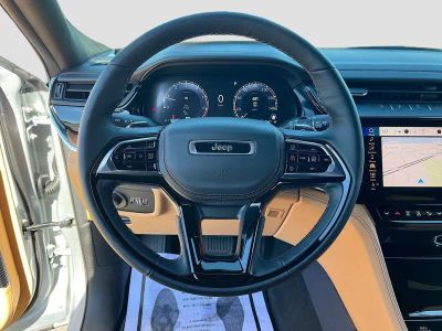 2026 Jeep Grand Cherokee — photo 11 view
