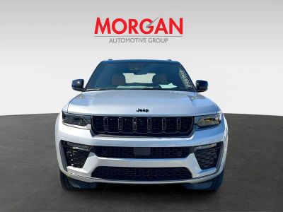 2026 Jeep Grand Cherokee — side profile view