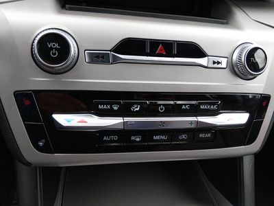 2023 Ford Explorer - Photo 20