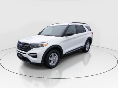 2023 Ford Explorer - Photo 3