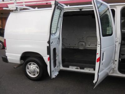 2014 Ford Econoline-Cargo-Van - Photo 15
