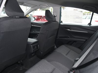 2026 Toyota Camry - Photo 8