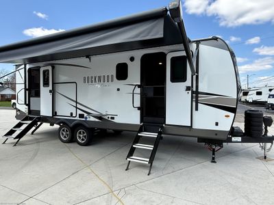 2025 Forest River Rockwood Ultra Lite - Photo 7