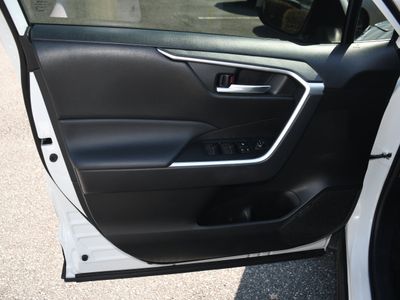 2023 Toyota RAV4 - Photo 10