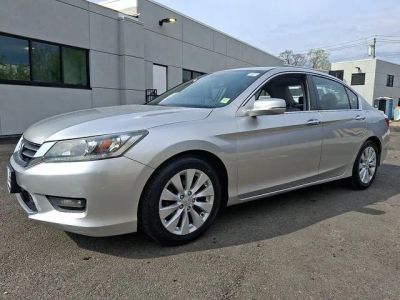 2014 Honda Accord — rear three-quarter view
