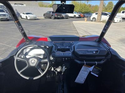 2026 Can-Am Commander MAX XT 1000R - Photo 9