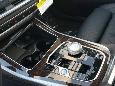 2026 BMW X5 — photo 29 view