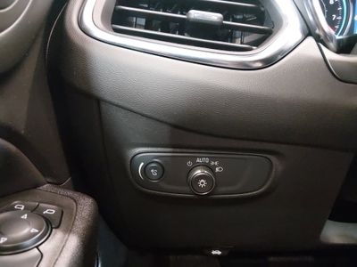 2024 Chevrolet Equinox — photo 13 view