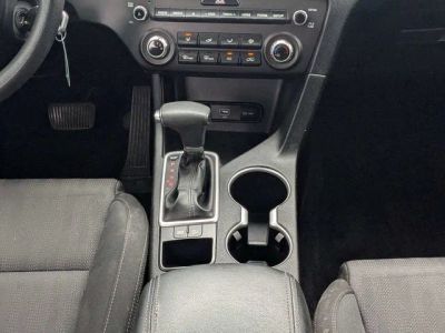 2022 Kia Sportage — photo 18 view