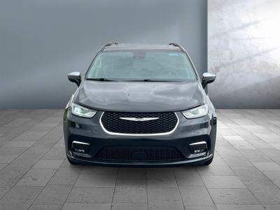 2023 Chrysler Pacifica - Photo 3