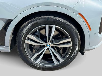 2024 BMW X7 - Photo 9