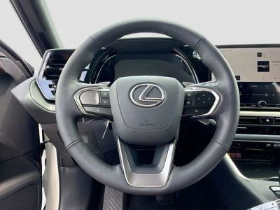 2026 Lexus TX — photo 42 view