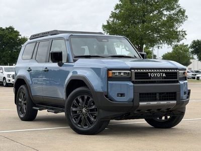 2025 Toyota Land Cruiser - Photo 2