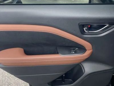 2026 Subaru Forester — photo 8 view