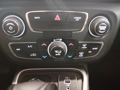 2020 Jeep Compass - Photo 19