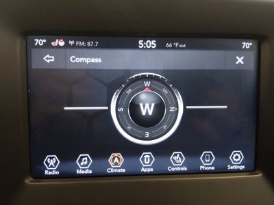 2020 Jeep Compass - Photo 17