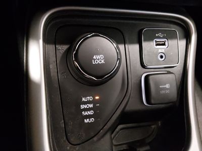2020 Jeep Compass - Photo 21