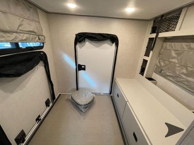 2026 Thor Motor Coach Gemini TRIP — photo 18 view