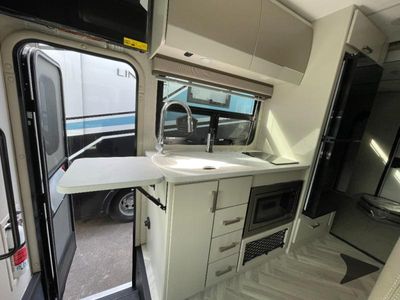 2026 Thor Motor Coach Gemini TRIP — photo 11 view