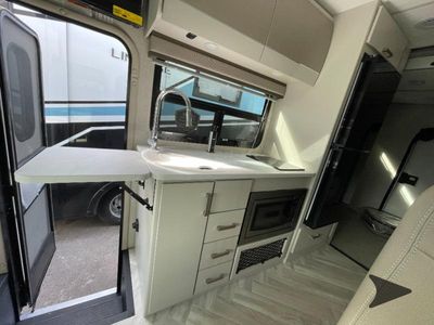 2026 Thor Motor Coach Gemini TRIP — photo 12 view