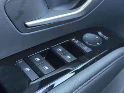 2026 Hyundai TUCSON HYBRID — photo 17 view